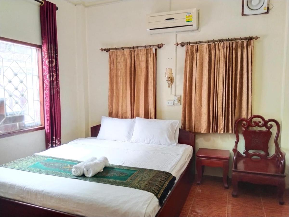 Thipphaphone Guesthouse Muang Pakbèng Zewnętrze zdjęcie